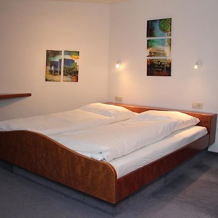 Hotel Strobel Stuttgart Ngoại thất bức ảnh