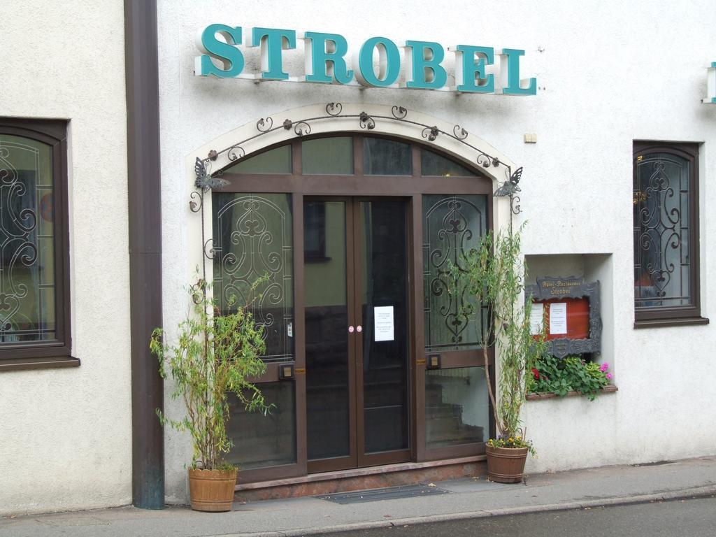 Hotel Strobel Stuttgart Ngoại thất bức ảnh